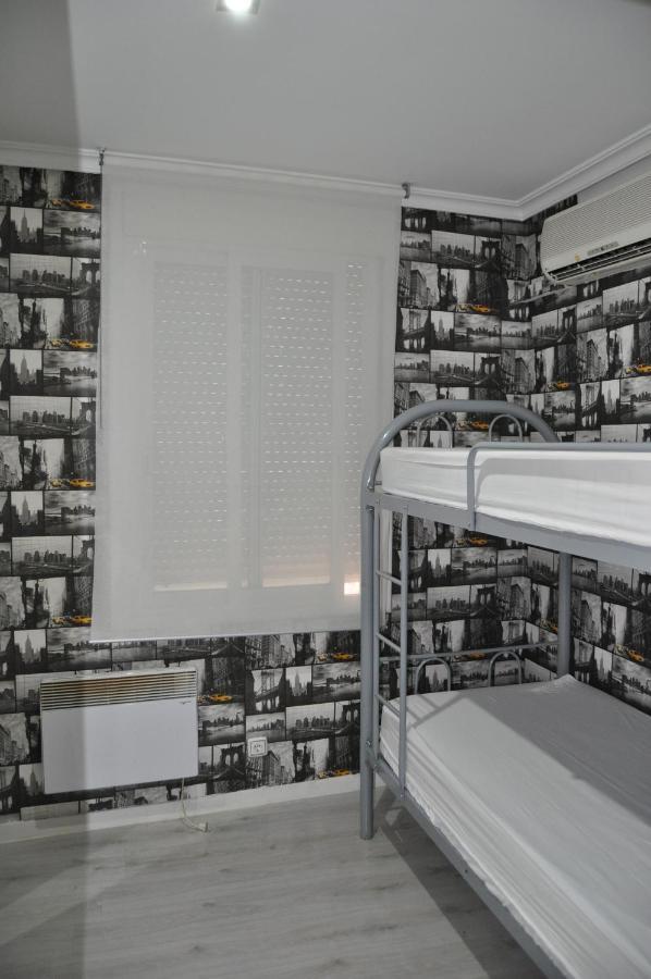 Hostal Gala Madrid Exteriör bild