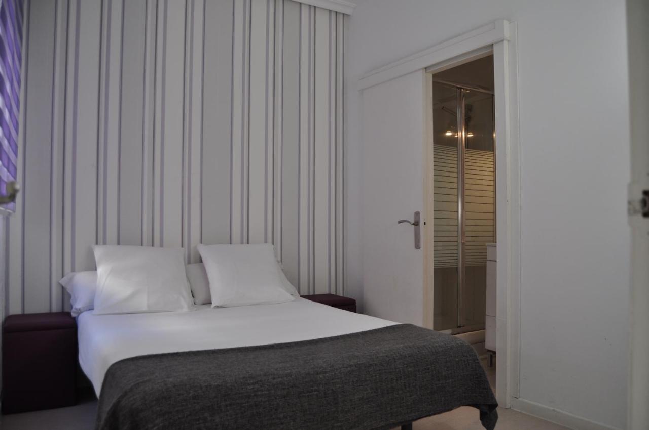 Hostal Gala Madrid Exteriör bild