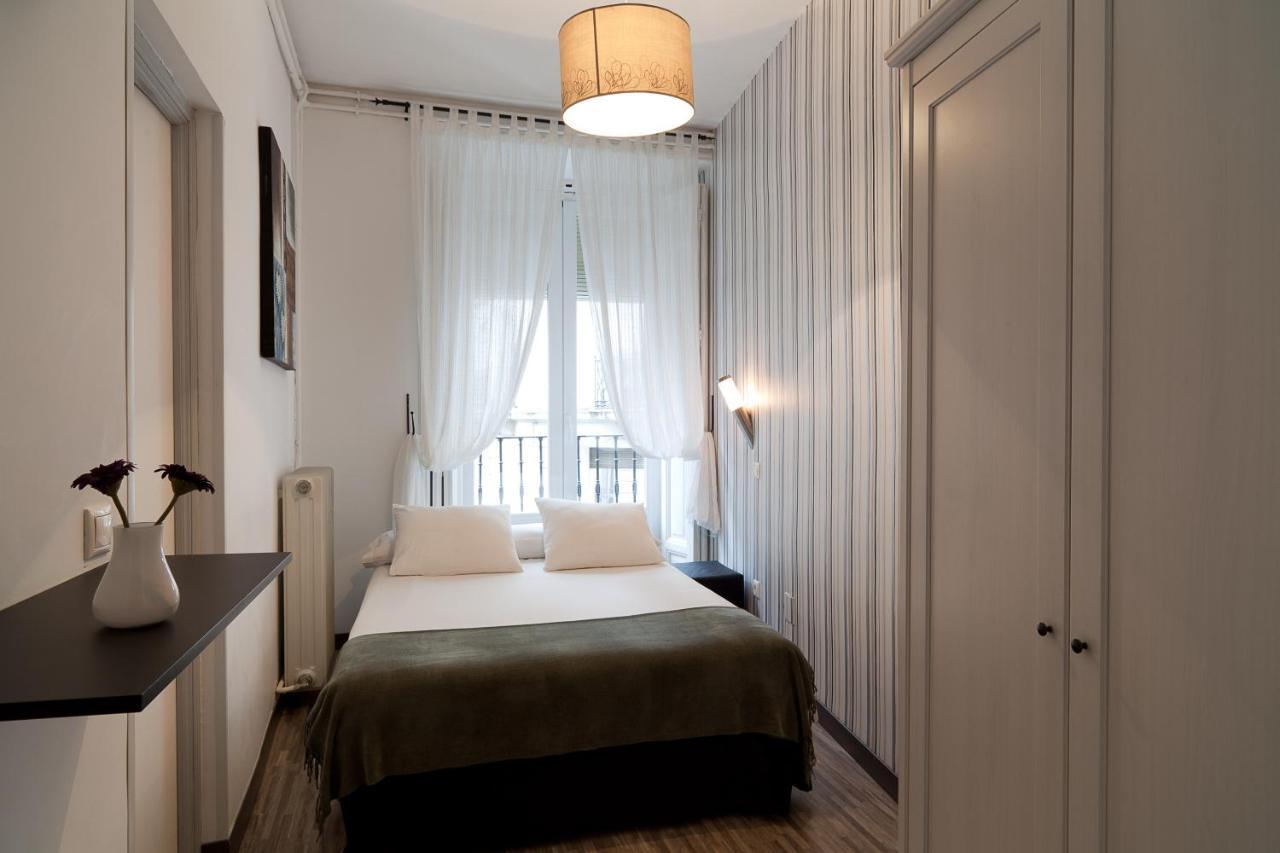 Hostal Gala Madrid Exteriör bild