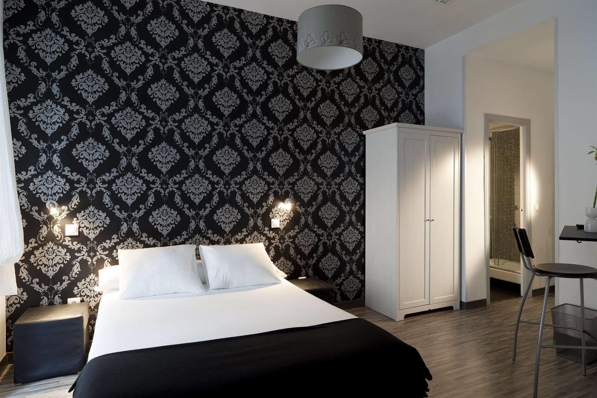 Hostal Gala Madrid Exteriör bild