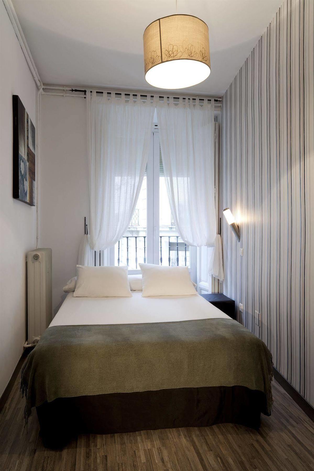 Hostal Gala Madrid Exteriör bild